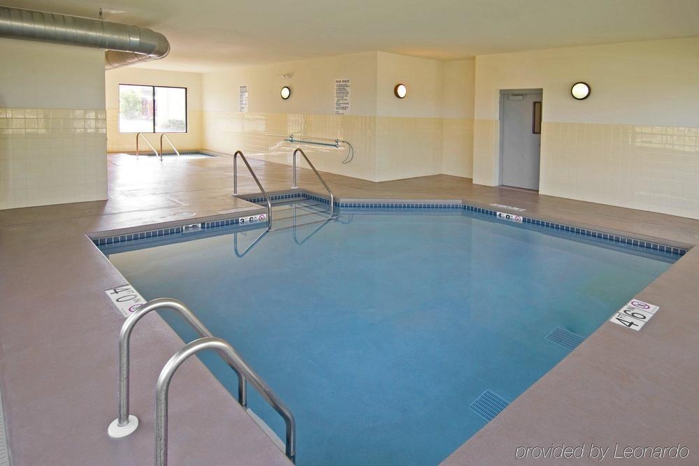 Howard Johnson By Wyndham Appleton Facilities photo