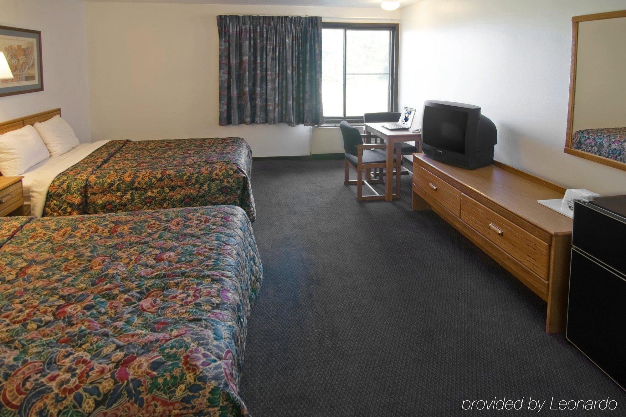 Howard Johnson By Wyndham Appleton Room photo